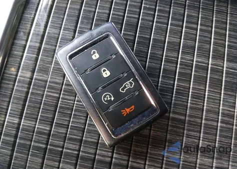 2022 Jeep Wagoneer Series Ii 4X4 from USA, damaged, VIN 1C4SJVBT3NS211747